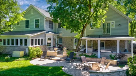 644 Beaver Road Glenview IL 60025