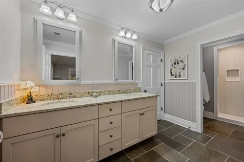 644 Beaver Road Glenview IL 60025