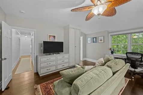 644 Beaver Road Glenview IL 60025