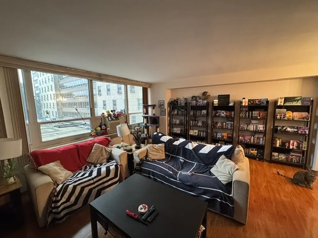 3950 North Lake Shore Drive Chicago IL 60613