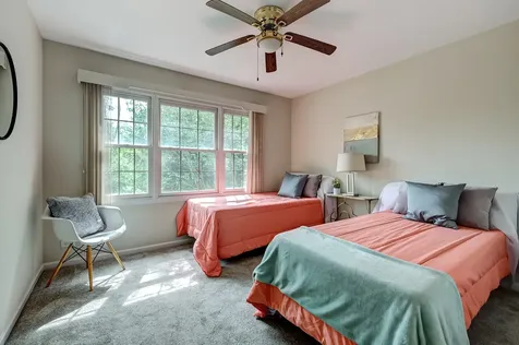 128 Fairway Drive La Grange IL 60525