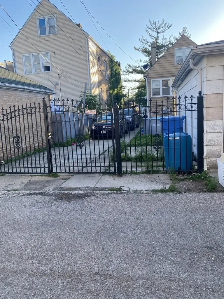 5347 South Washtenaw Avenue Chicago IL 60632