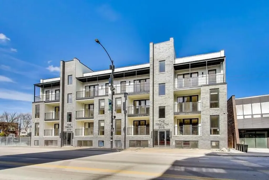 5019 North Lincoln Avenue Chicago IL 60625