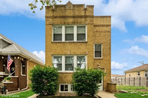 5442 North Ludlam Avenue Chicago IL 60630