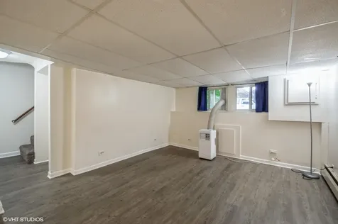 5442 North Ludlam Avenue Chicago IL 60630