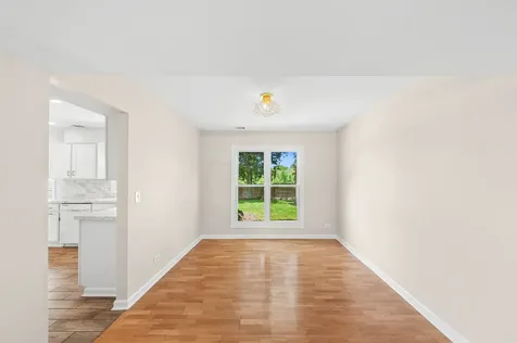 465 Ridgefield Drive Roselle IL 60172