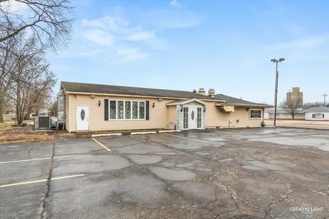 209 West South Street Plano IL 60545
