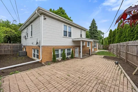 939 Long Road Glenview IL 60025
