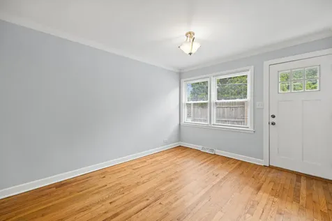 939 Long Road Glenview IL 60025