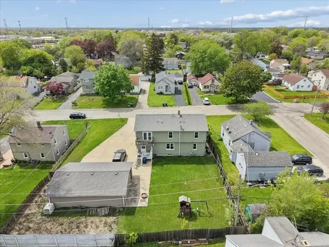 29 North Metropolitan Avenue Waukegan IL 60085