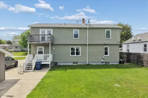 29 North Metropolitan Avenue Waukegan IL 60085