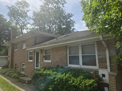 16339 Dobson Avenue South Holland IL 60473