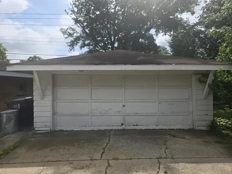 16339 Dobson Avenue South Holland IL 60473