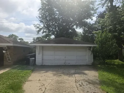 16339 Dobson Avenue South Holland IL 60473