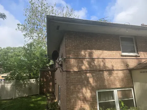 16339 Dobson Avenue South Holland IL 60473