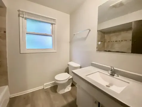 16428 Wabash Avenue South Holland IL 60473
