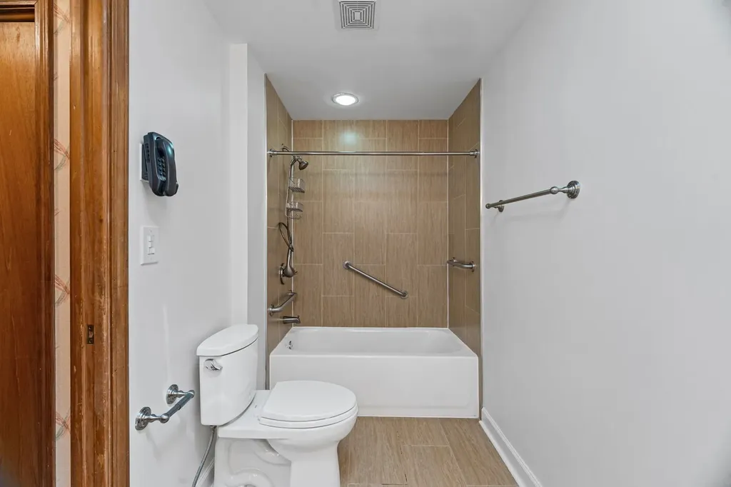 340 Romona Road Wilmette IL 60091