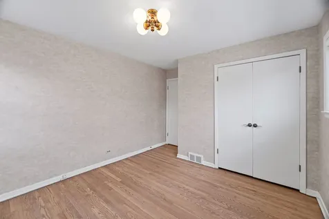 340 Romona Road Wilmette IL 60091