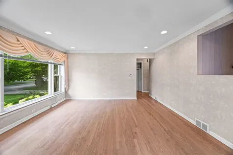 340 Romona Road Wilmette IL 60091