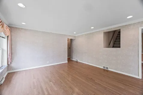340 Romona Road Wilmette IL 60091