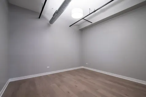25 West Hubbard Street Chicago IL 60654