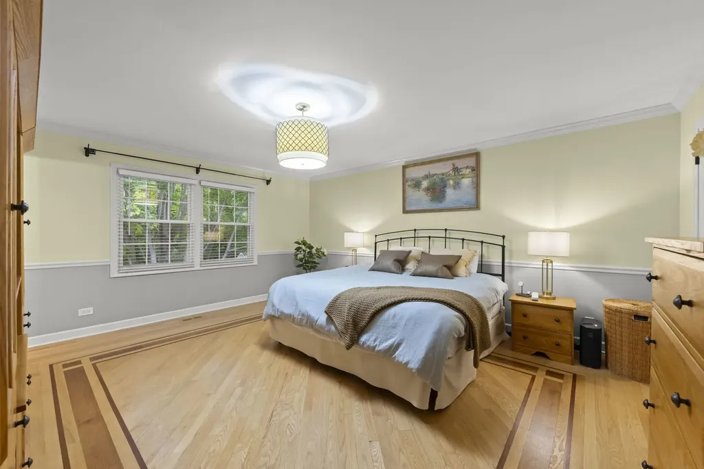 706 Alexandria Drive Naperville IL 60565