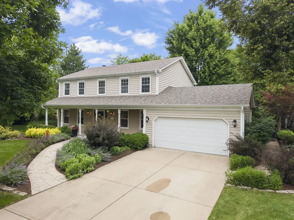 706 Alexandria Drive Naperville IL 60565