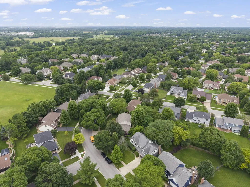 706 Alexandria Drive Naperville IL 60565