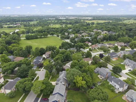 706 Alexandria Drive Naperville IL 60565