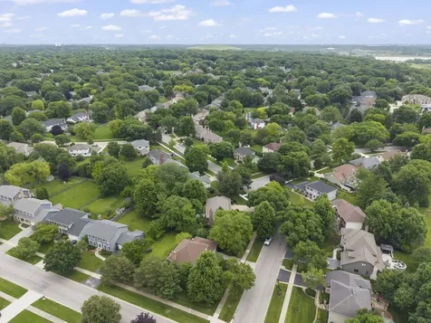 706 Alexandria Drive Naperville IL 60565