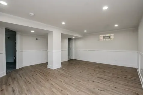 10048 South Saint Lawrence Avenue Chicago IL 60628