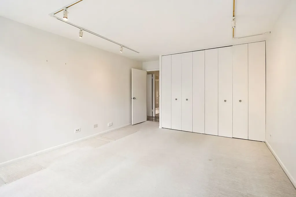 110 East Delaware Place Chicago IL 60611
