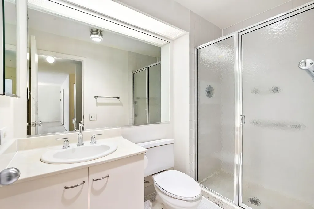 110 East Delaware Place Chicago IL 60611