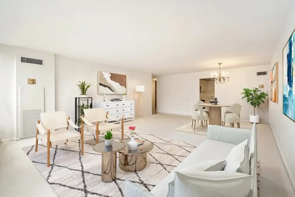 110 East Delaware Place Chicago IL 60611