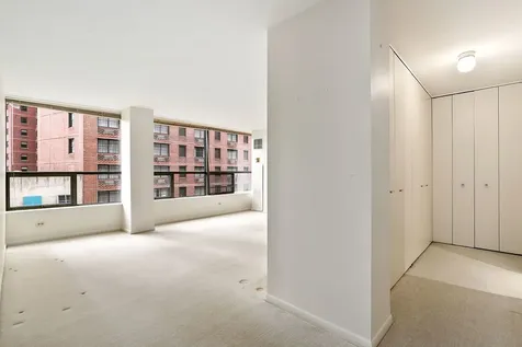 110 East Delaware Place Chicago IL 60611