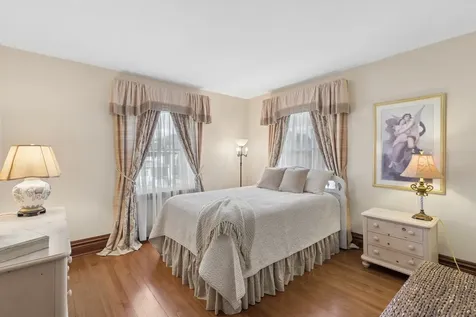 132 North Catherine Street La Grange IL 60525