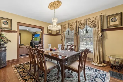 132 North Catherine Street La Grange IL 60525