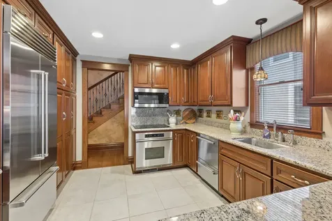 132 North Catherine Street La Grange IL 60525