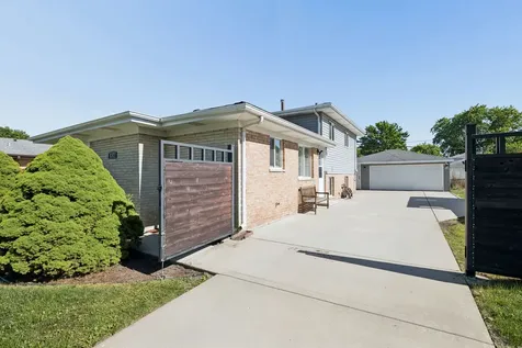 4343 Henry Street Oak Forest IL 60452