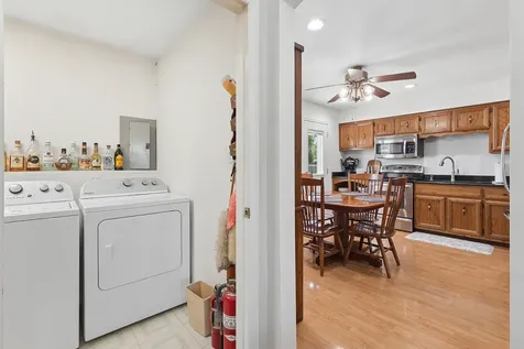627 Glen Avenue Romeoville IL 60446