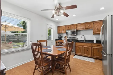 627 Glen Avenue Romeoville IL 60446