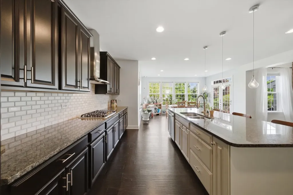 4836 Shumard Lane Naperville IL 60564