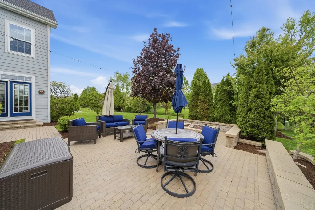 4836 Shumard Lane Naperville IL 60564