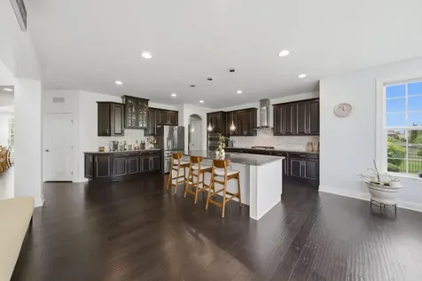 4836 Shumard Lane Naperville IL 60564