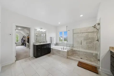 4836 Shumard Lane Naperville IL 60564