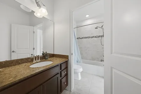 4836 Shumard Lane Naperville IL 60564