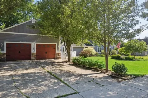 60 North Wisconsin Street Carpentersville IL 60110
