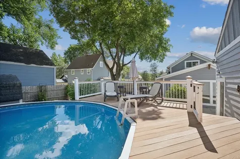 60 North Wisconsin Street Carpentersville IL 60110
