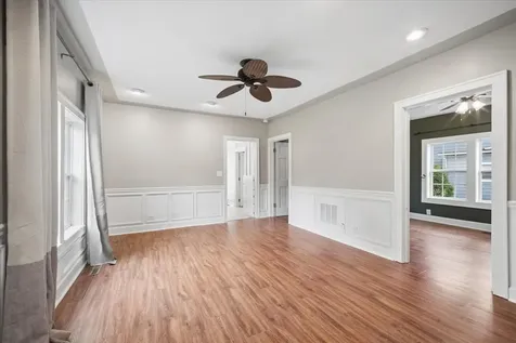 60 North Wisconsin Street Carpentersville IL 60110