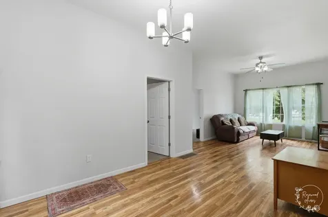 423 East Front Street Gilman IL 60938